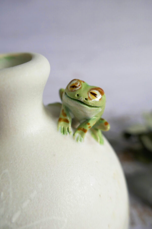 Vase fiole grès "Grenouille à l'étang" - Collection Habitée – Image 3