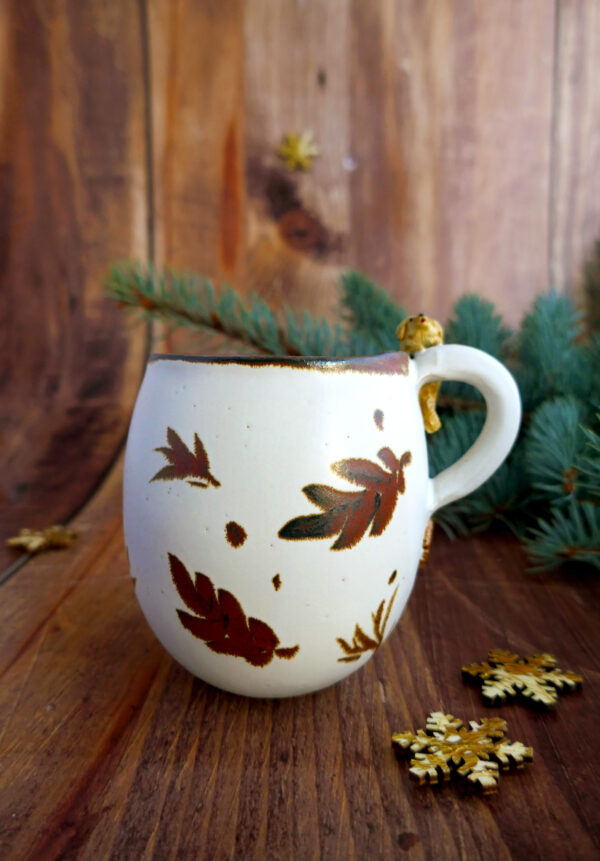 Tasse grès Golden aux feuilles de chêne - Collection habitée