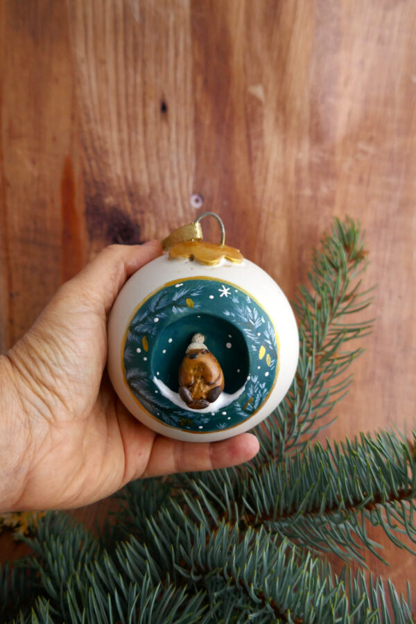 Boule de Noël grès "Marmotte de Noël" – Image 3