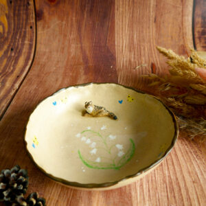 Assiette pour enfants sauvages "Panthère des neiges aux campanules" - Collection Habitée
