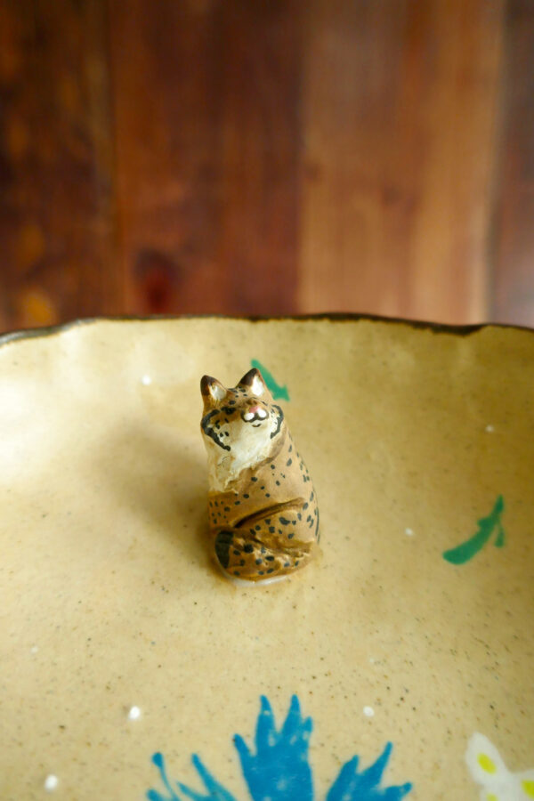 Assiette pour enfants sauvages "Lynx aux bleuets" - Collection Habitée – Image 3