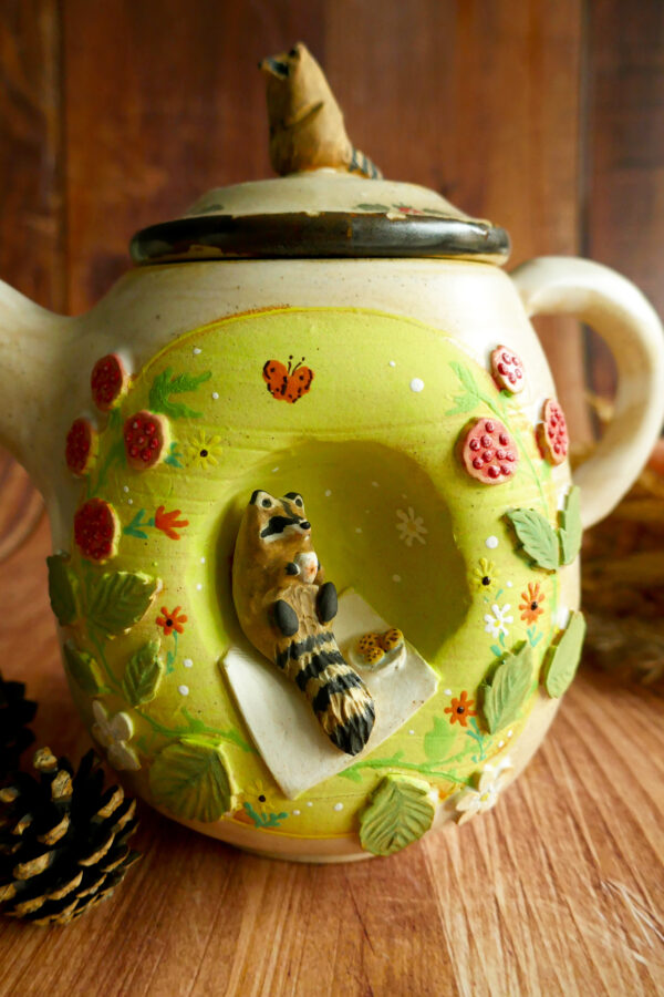 Théière en grès "Le printemps du Raton Laveur" - Collection Forêt Secrète – Image 4