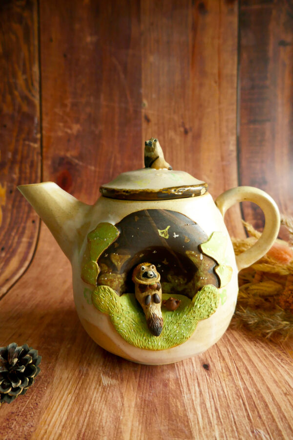Théière en grès "Le thé du Tanuki" - Collection Forêt Secrète