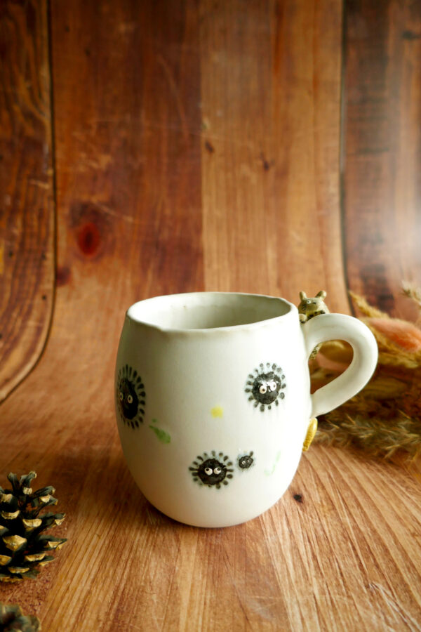 Mug Grès "Totoro aux noireaudes" - Collection Habitée