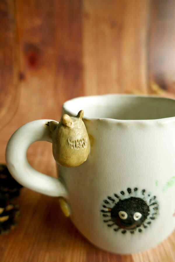 Mug Grès "Totoro aux noireaudes" - Collection Habitée – Image 6