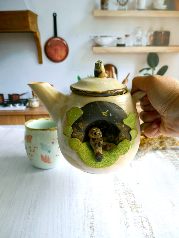Théière en grès "Le thé du Tanuki" - Collection Forêt Secrète – Image 5