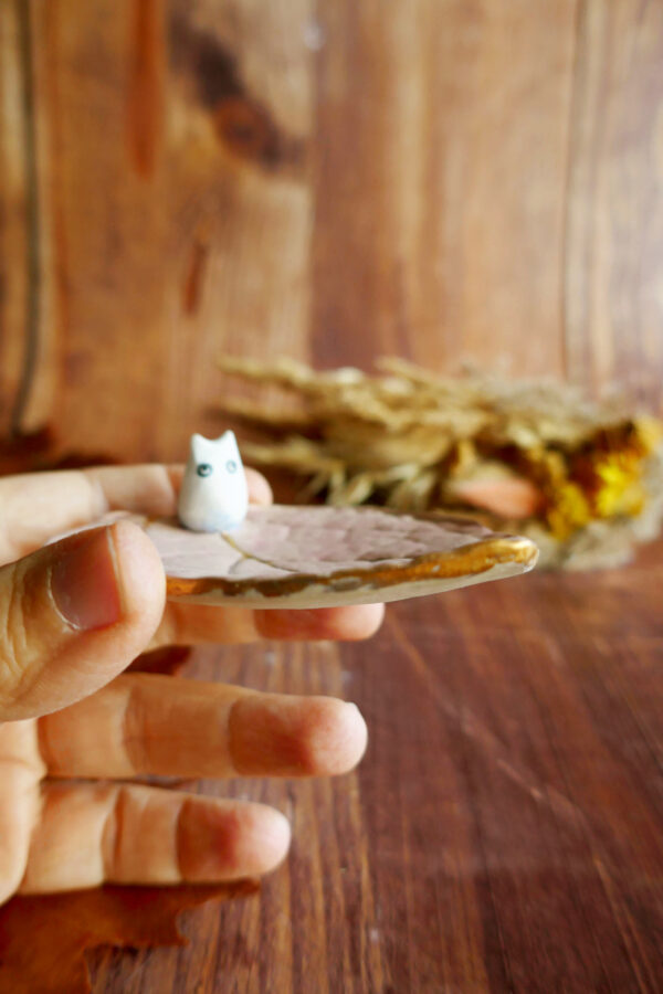 Coupelle feuille rose miniature "Totoro Blanc" – Image 4