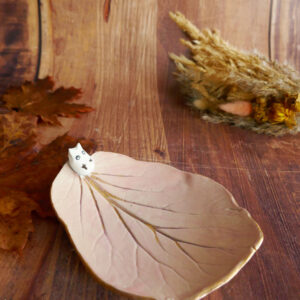 Coupelle grande feuille rose "Totoro blanc"