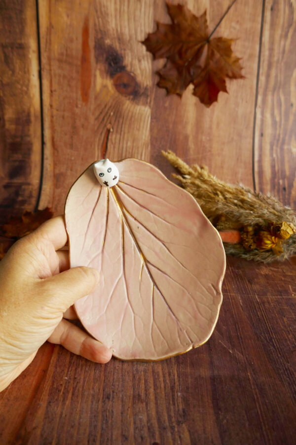 Coupelle grande feuille rose "Totoro blanc" – Image 2