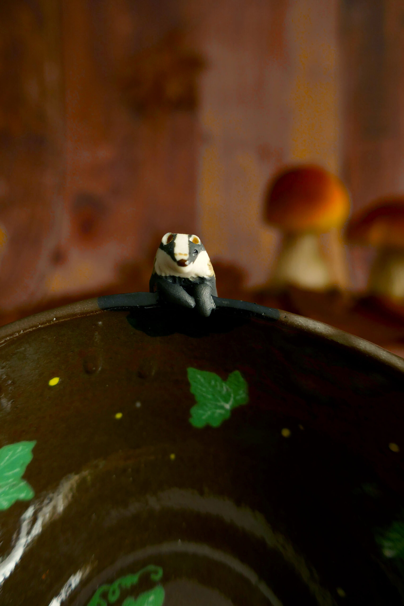Petit bol porcelaine noire Blaireau aux citrouilles – Image 2