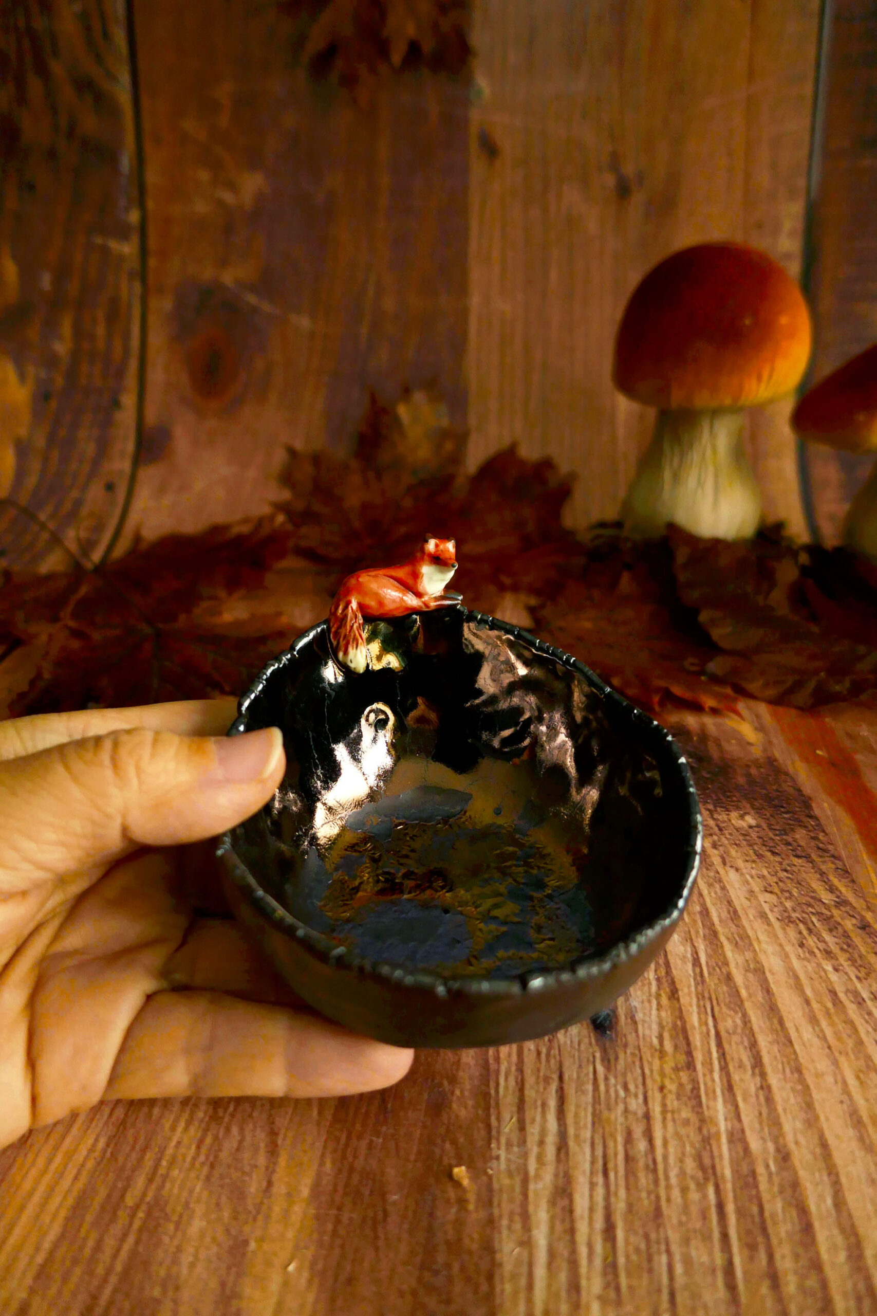 Bol pincé porcelaine noire Renard roux – Image 2