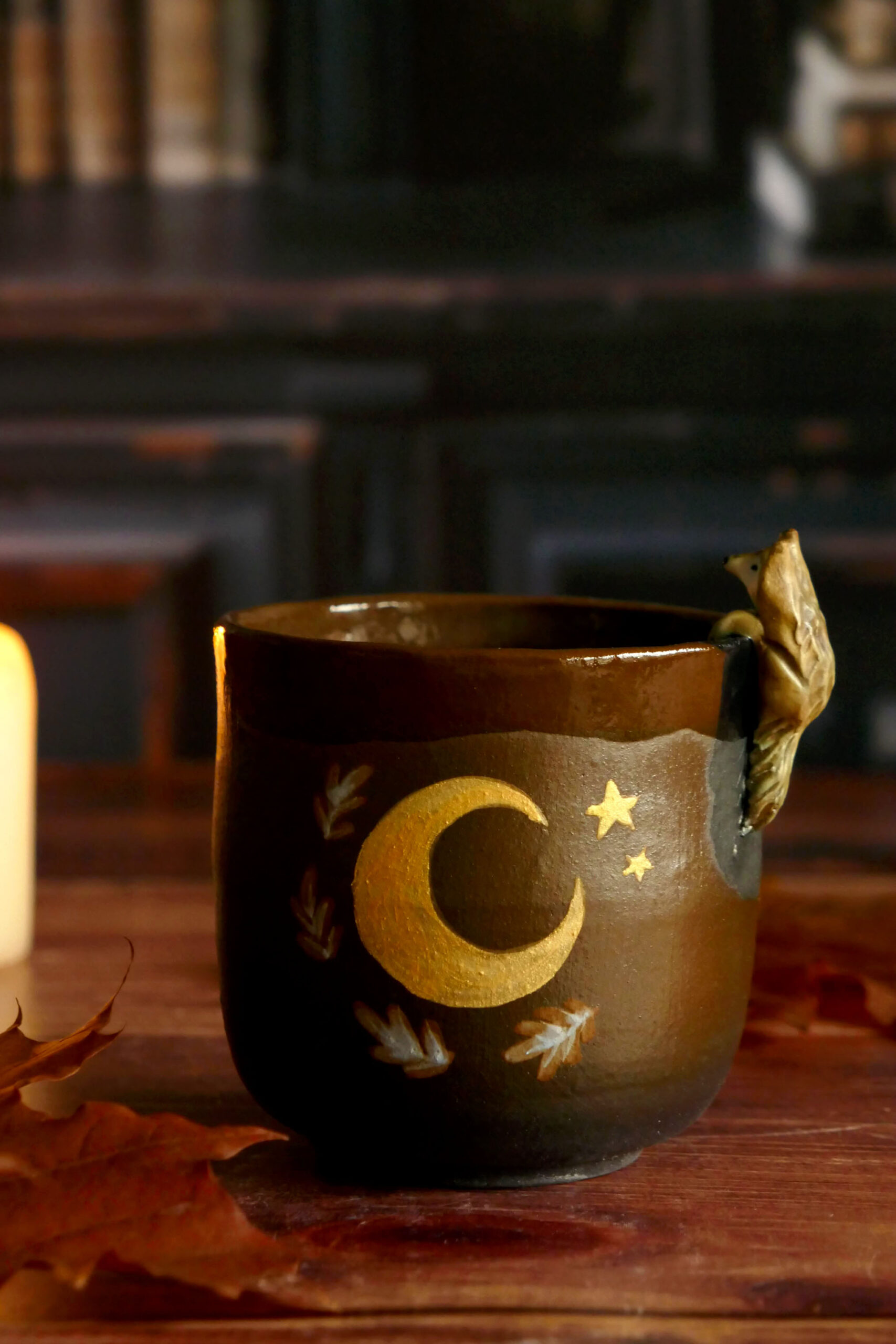 Tasses Café porcelaine noire "Loup gris à la lune" – Image 3