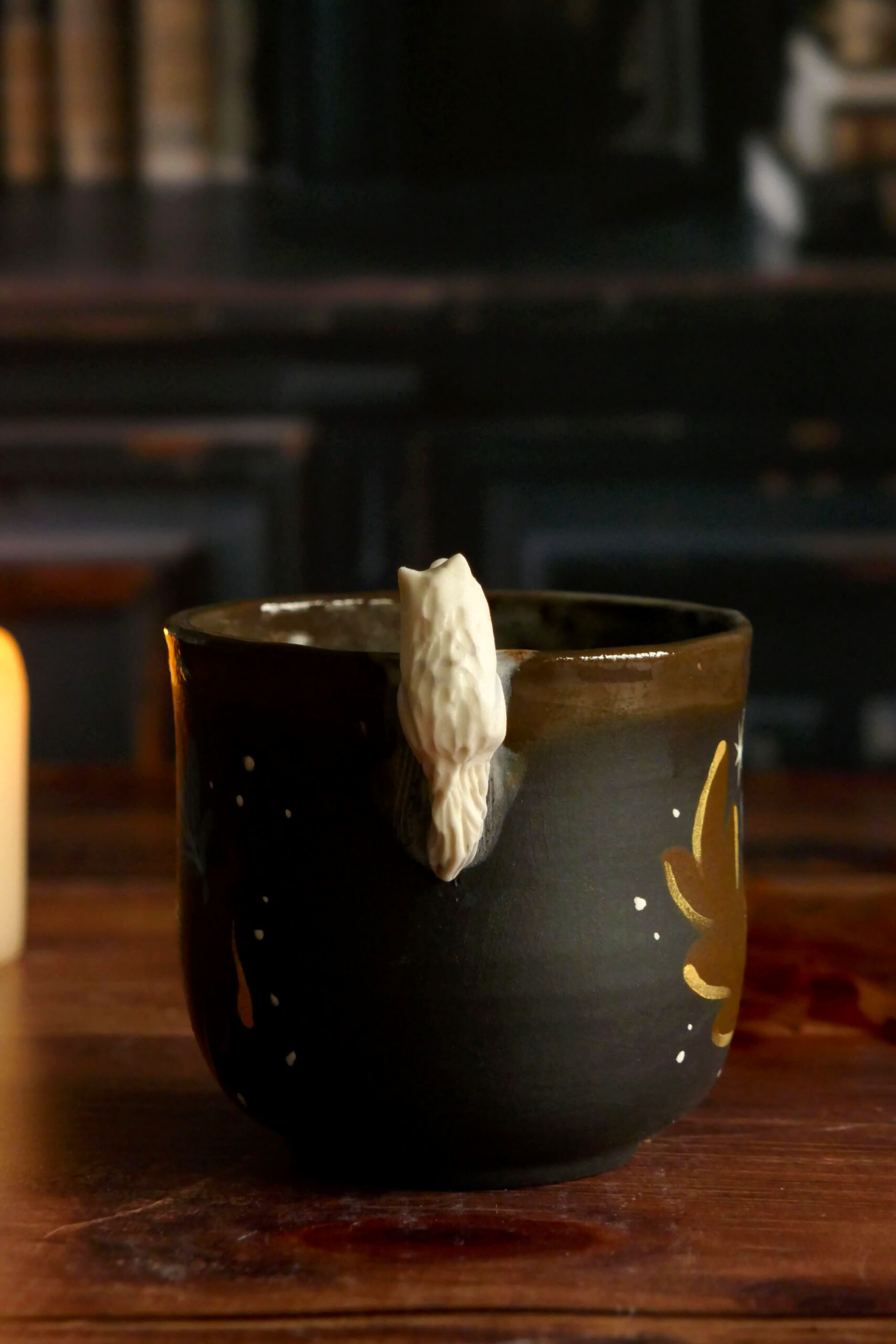 Tasses Café porcelaine noire "Loup arctique" – Image 3