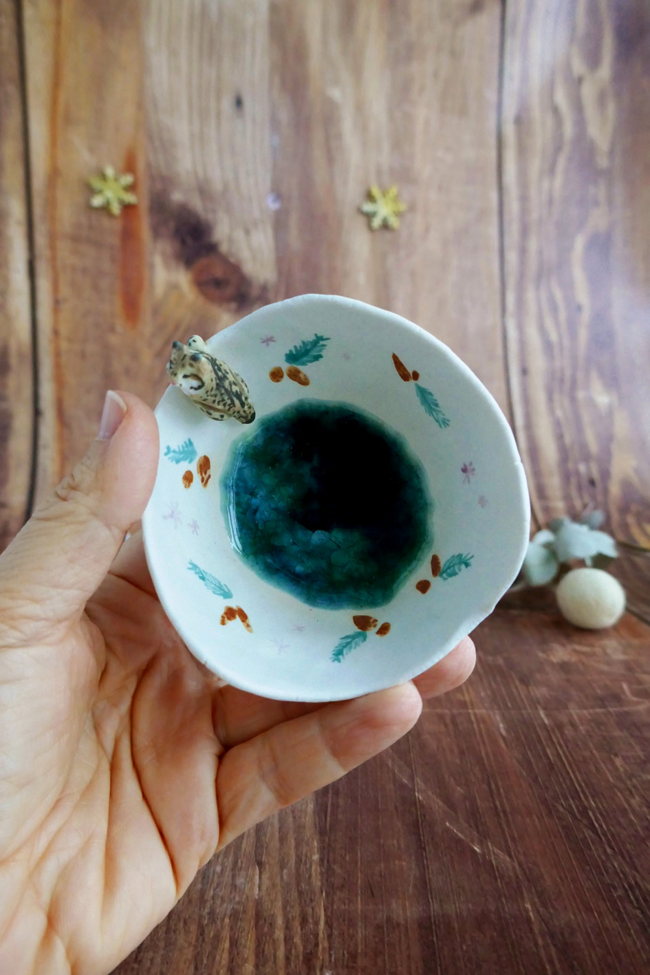 Petit bol pincé en porcelaine "Panthère des Neiges" – Image 3