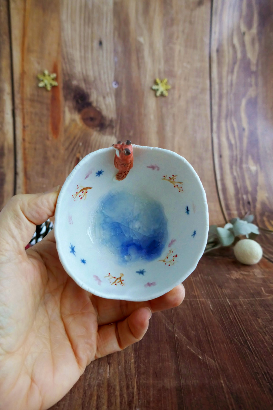 Petit bol pincé en porcelaine "Frozen Fox" – Image 2