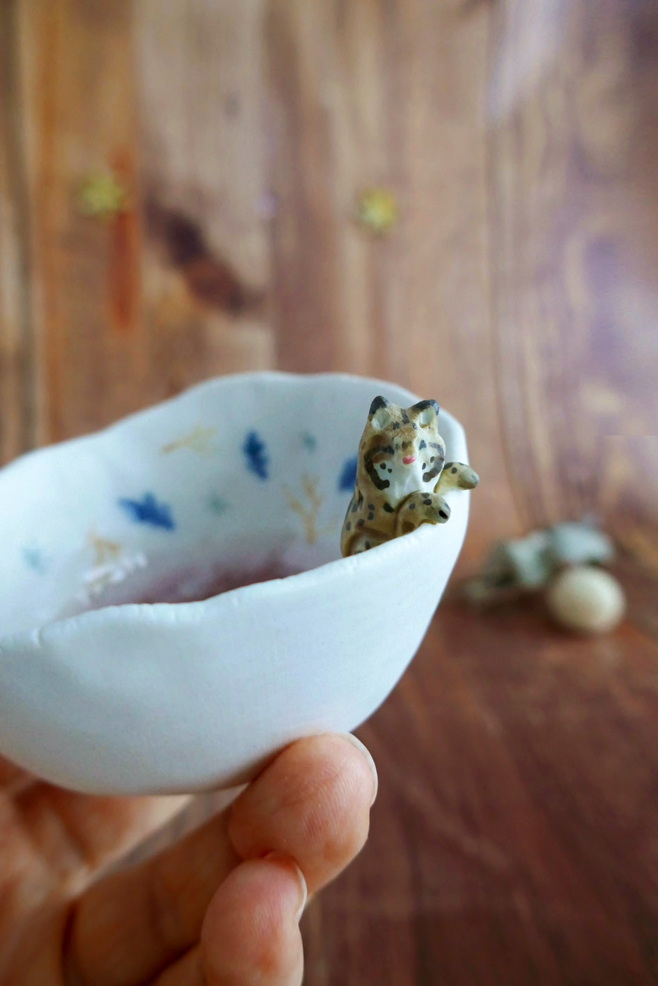 Petit bol pincé en porcelaine "Lynx d'Hiver" – Image 5