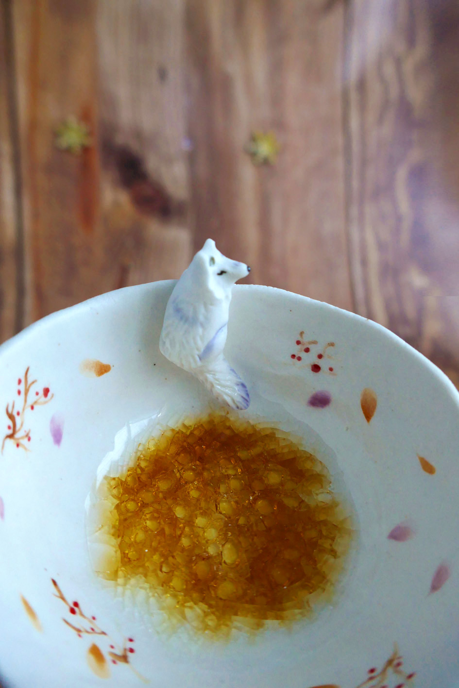 Petit bol pincé en porcelaine "Renard Blanc" – Image 4