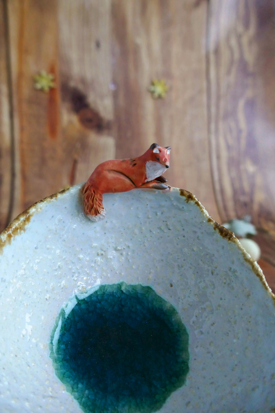 Petit bol pincé en grès "Renard Hivernal" – Image 4