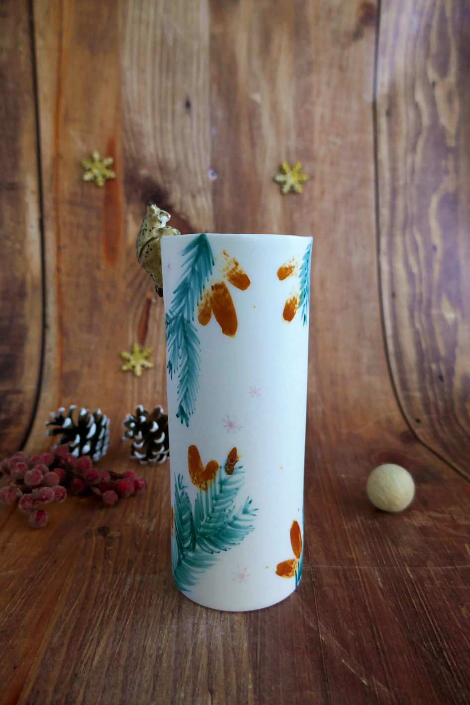 Vase long en porcelaine "Lynx aux sapins" – Image 2