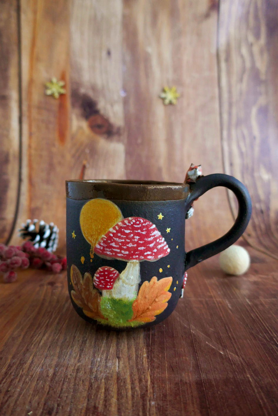 Tasse en Porcelaine noire "Renard aux amanites" - Pièce Unique