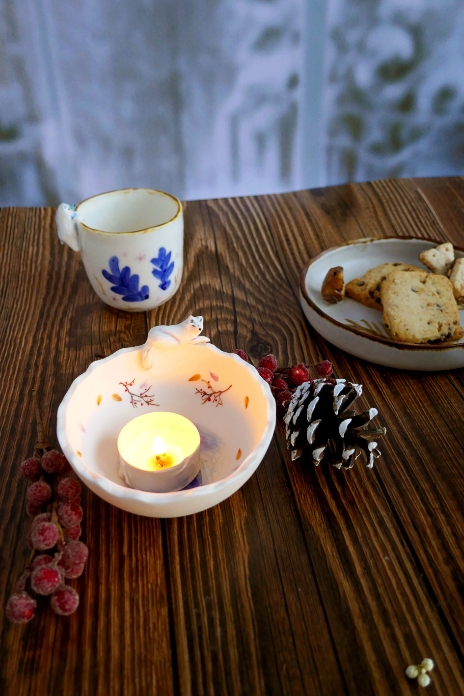 Petit bol pincé en porcelaine "Renard blanc étang gelé" – Image 6