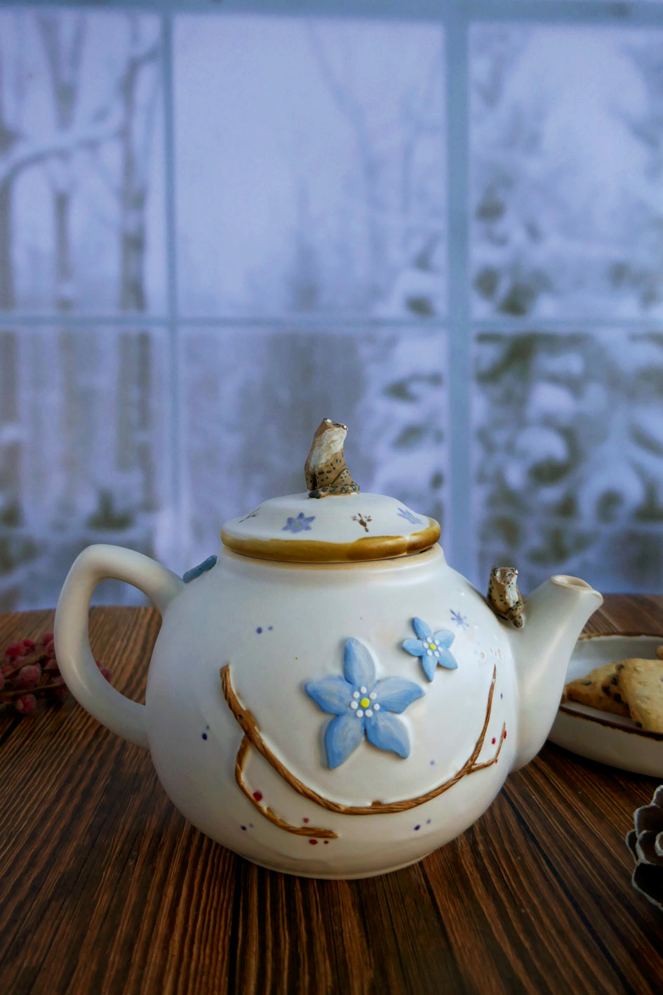 Théière Ronde en grès "Panthères des Neiges & Edelweiss"