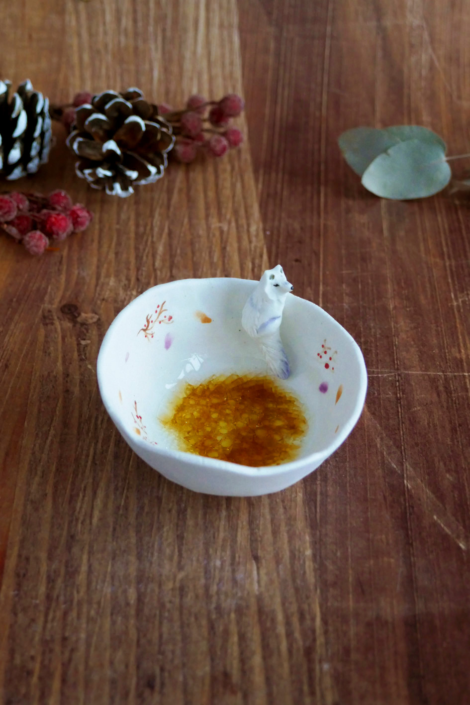 Bol décoratif en porcelaine pincée "Renard Blanc"