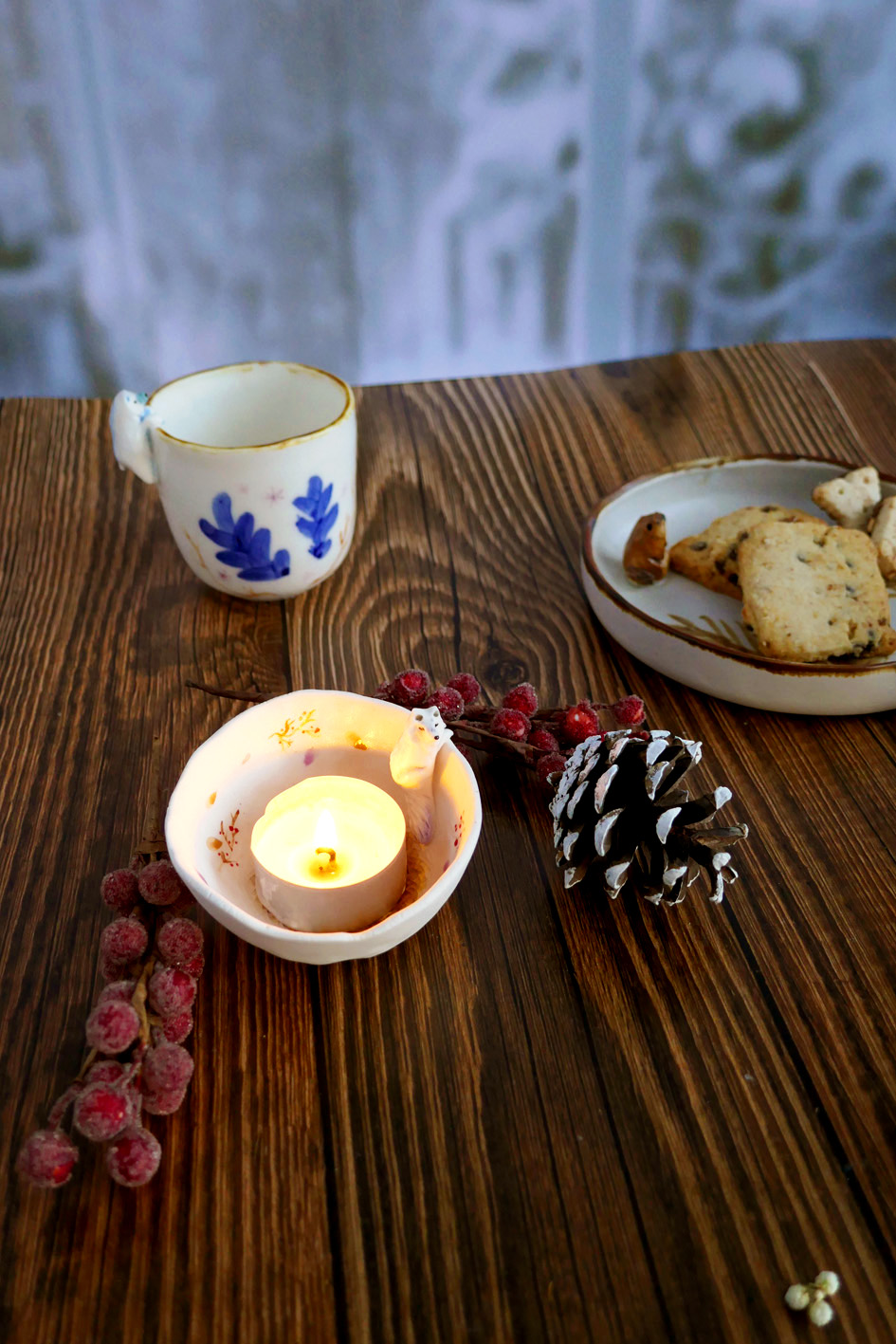 Bol décoratif en porcelaine pincée "Renard Blanc" – Image 6
