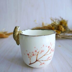 Tasse à Café en porcelaine "Panthère des Neiges & Sakuras"