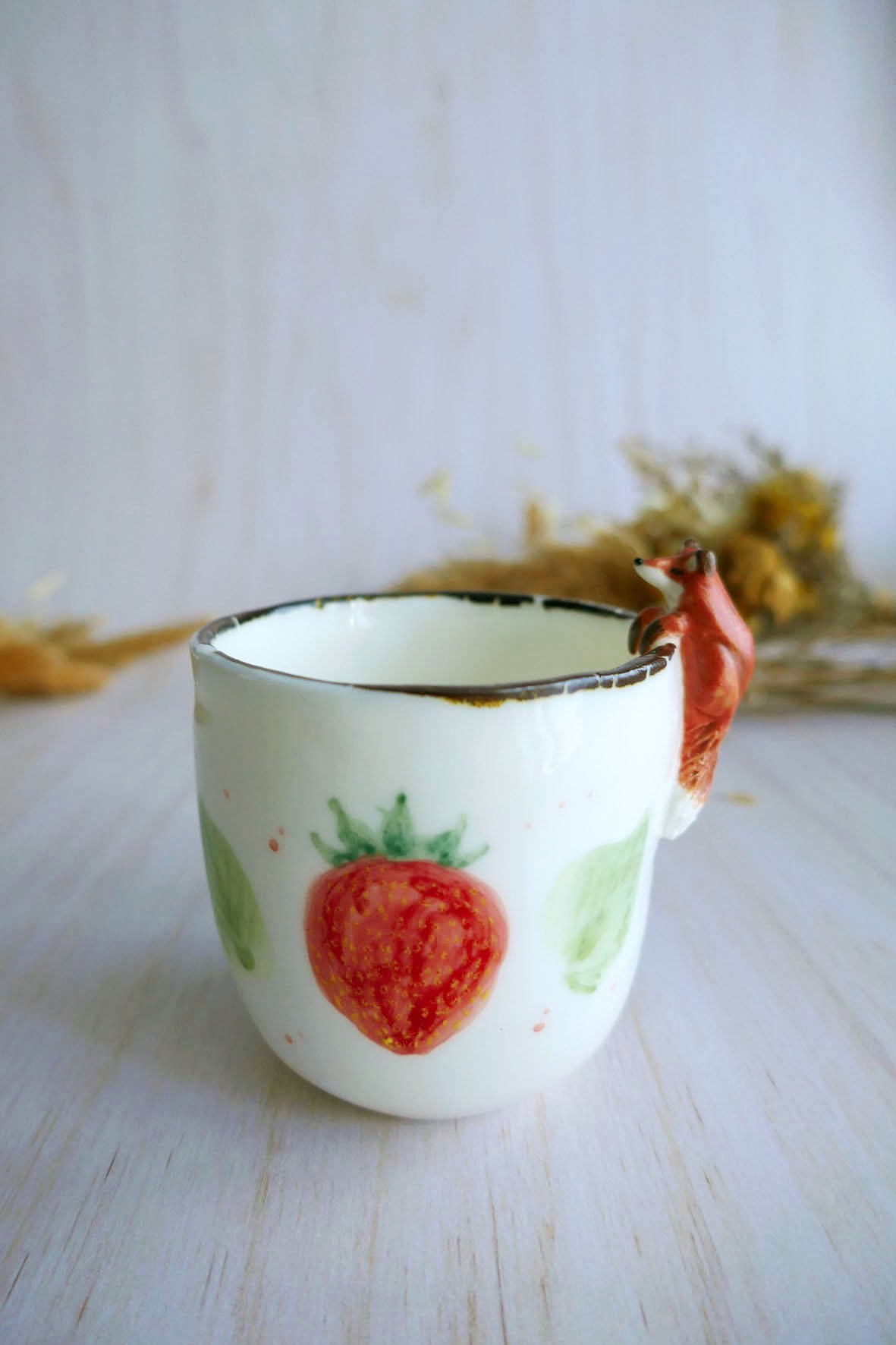 Tasse à Café en porcelaine "Renard aux fraises" – Image 2
