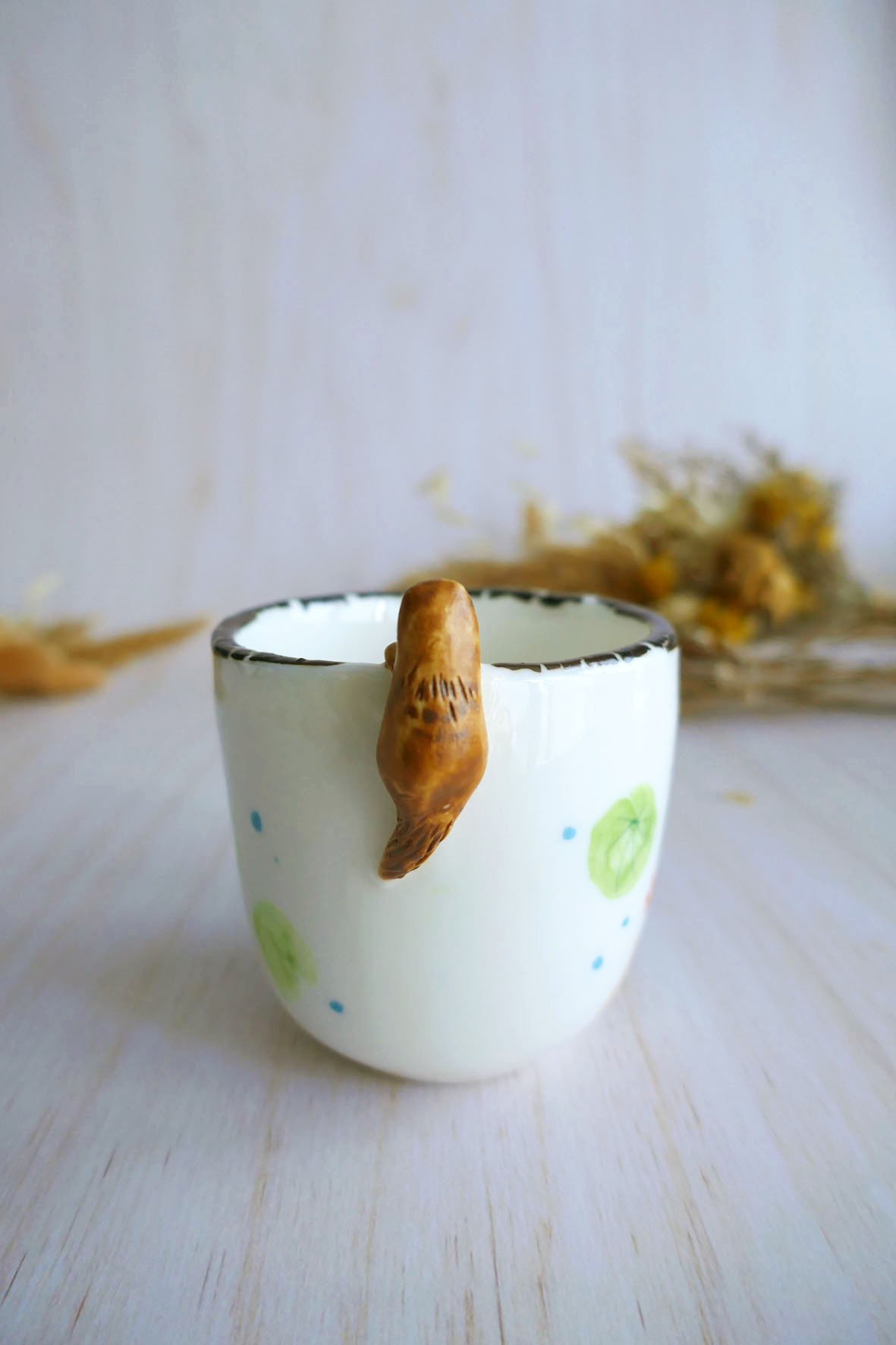 Tasse à Café en porcelaine "Loutre & Nenuphars" – Image 3