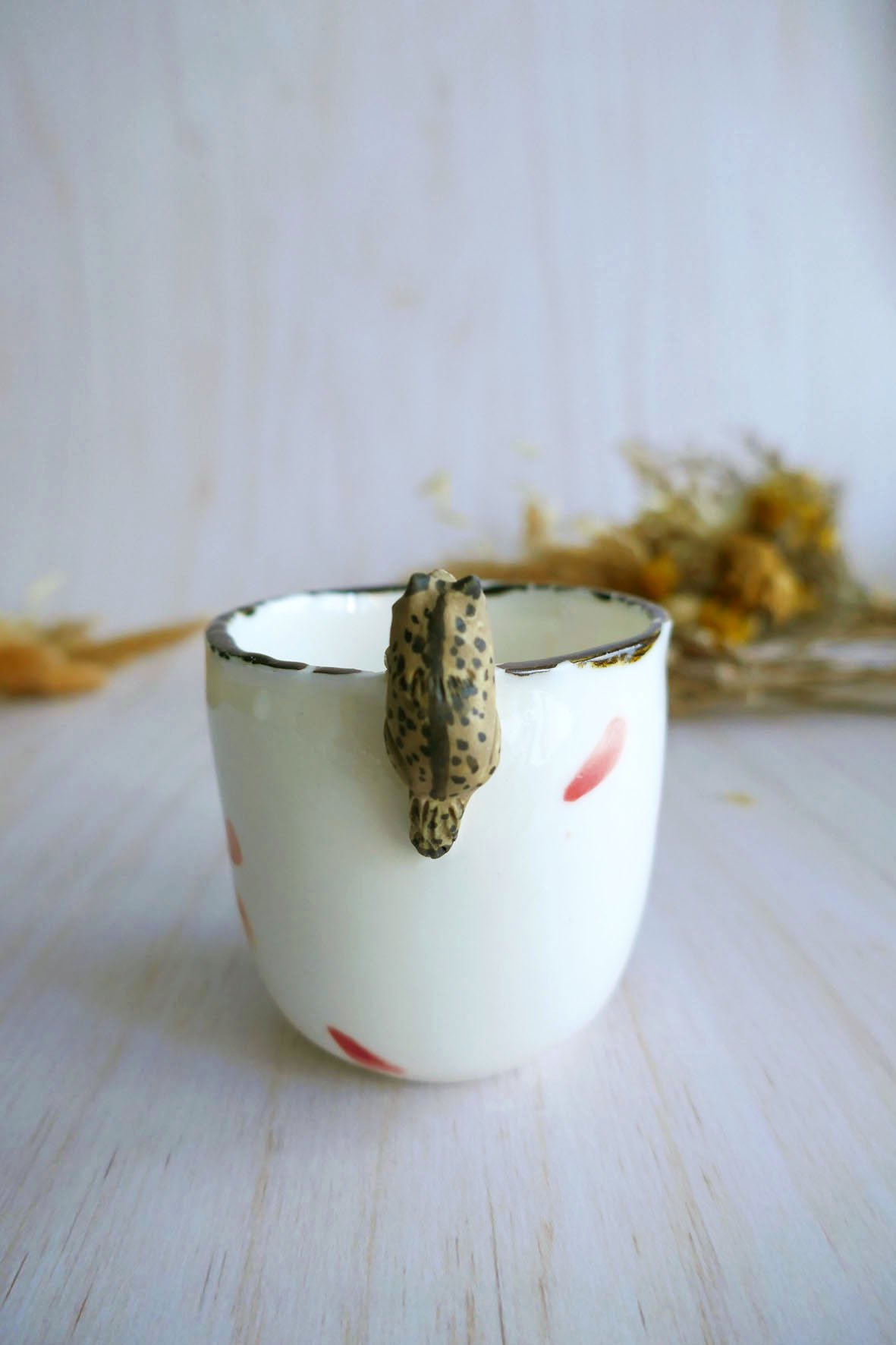 Tasse à Café en porcelaine "Lynx & Sakuras" – Image 3