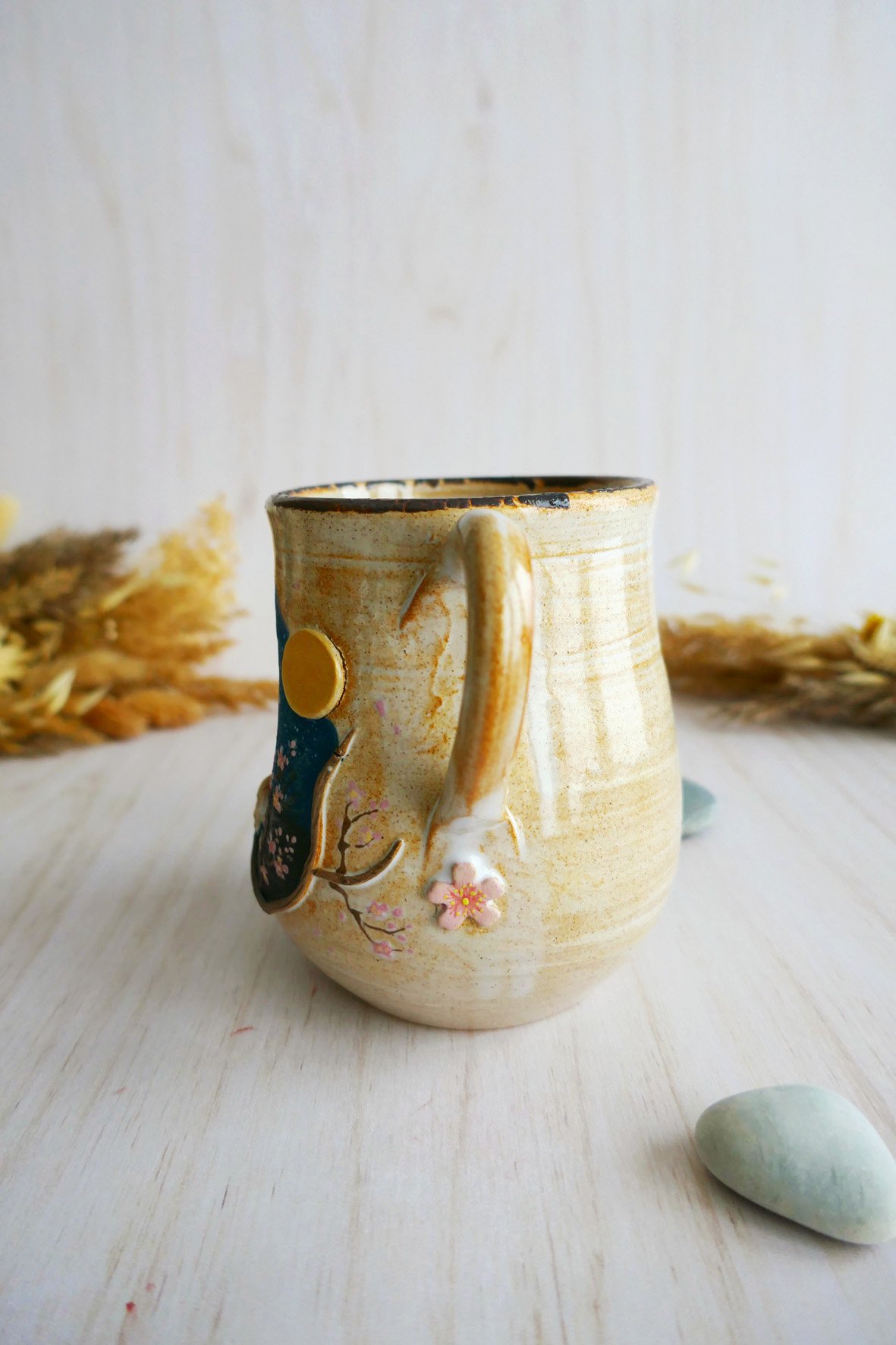 Grand Mug à anse grès "Kitsune à la pleine lune" – Image 2